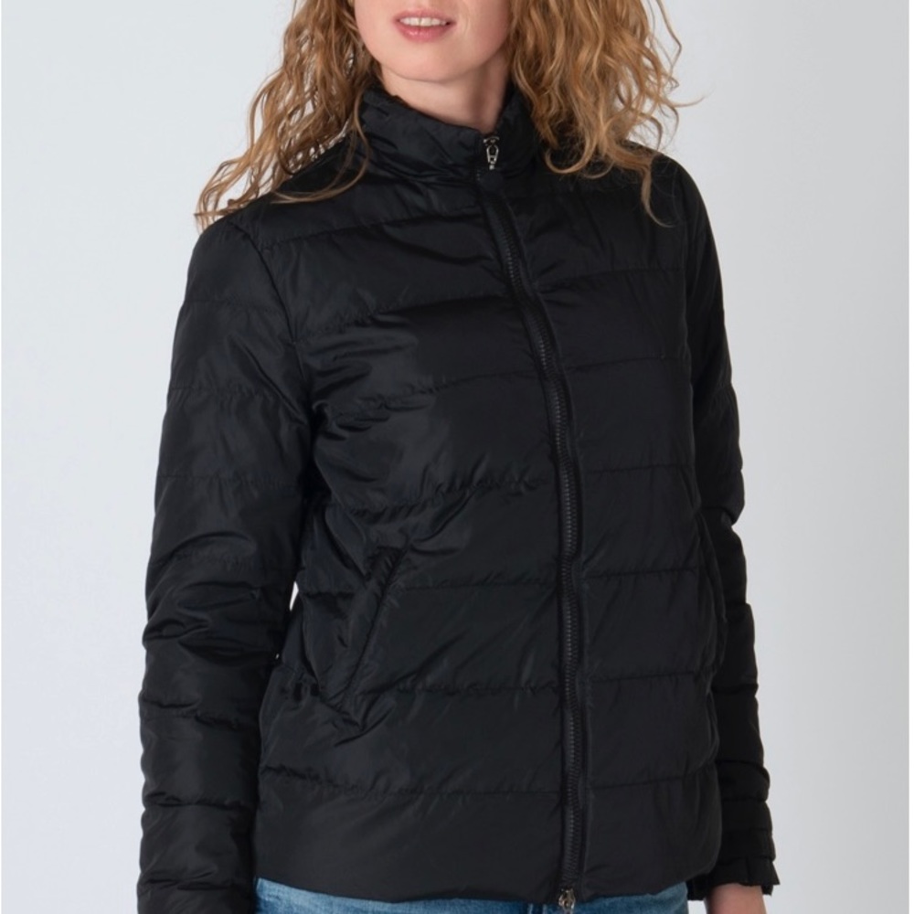 ⭐️Moncler Ruffle Sleeve puffer jacket - Picture 4 of 11